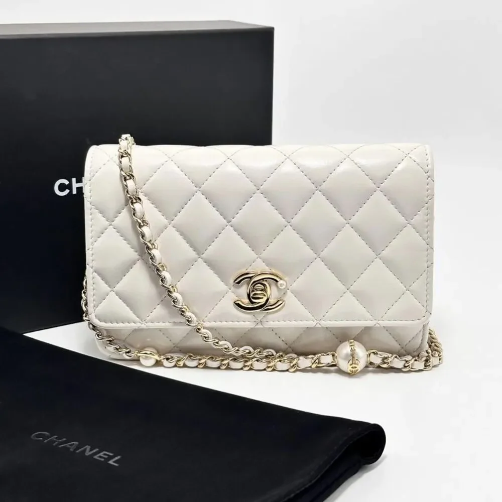 Chanel Women Pre-Loved Bag Very Good Condition